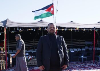 في لواء الحسا.. رمضان الحجايا يرسم لوحة وطنية تليق براية الأردن.