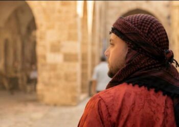 المطرب أمين سلطان يجدد دماء الأغنية العربية بـ “لبنان وبس”