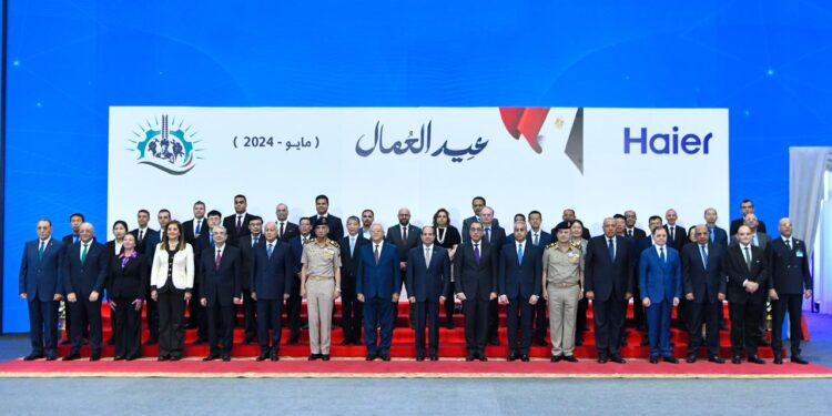 حزب الإحرار الإشتراكيين يشيد بقرارات الرئيس السيسي لدعم العمالة غير المنتظمة