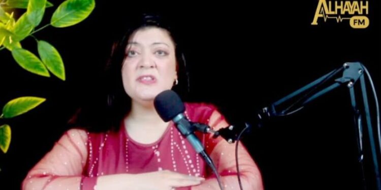 “صراع الفن والآلة.. فدوى عطية تحذر: النقد في خطر والذكاء الاصطناعي يهدد الإبداع”