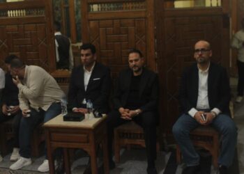 الفنان عماد زيادة يحرص على تقديم واجب العزاء في والد الإعلامية همت سلامة