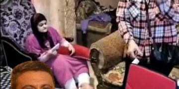 مبادرة إنسانية تعيد الأمل.. المهندس أيمن حافظ عفره يستجيب لنداء الحاجة نبيلة ويهديها كرسيًا كهربائيًا