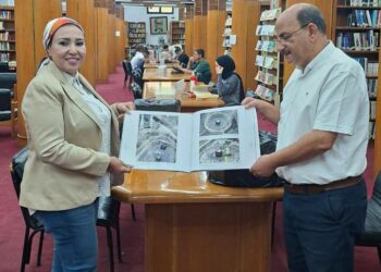 “أطياف الحرمين” يفتح نافذة جديدة للفن العربي