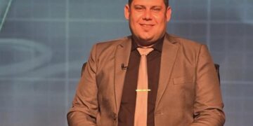 د. عادل شمس يحذر من مخاطر “التوحد الافتراضي” وأثره على المهارات الاجتماعية للأطفال