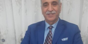 بين السر والعلن