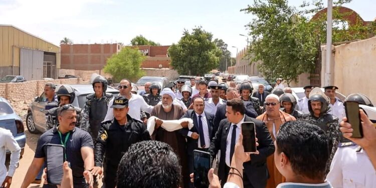 برعاية النائب وسيم كمال عثمان.. القودة تنهي خصومة ثأرية بين عائلتي “حميدة” و”عبدالظاهر” بالهرم