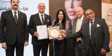 ​تألق دولي في القاهرة تكريم الإعلامية رنا ناصر في حفل جوائز AFASU الذهبية