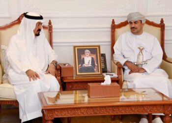 وزير الإعلام العُماني يستقبل مدير عام جهاز إذاعة وتلفزيون الخليج