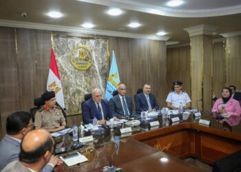 محافظ كفرالشيخ يعلن نتائج التقييم الشهري للوحدات المحلية لشهر يونيو 2026 ويشيد بجهود رؤساء المراكز والمدن الحاصلين على المركز الأول