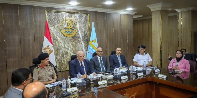 محافظ كفرالشيخ يعلن نتائج التقييم الشهري للوحدات المحلية لشهر يونيو 2026 ويشيد بجهود رؤساء المراكز والمدن الحاصلين على المركز الأول
