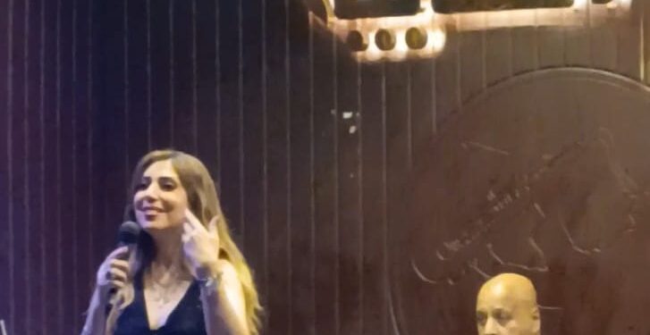 ليلة لا تُنسى الفنانة روزاليا تشعل أجواء كوفى “الطابية” بحفل استثنائي