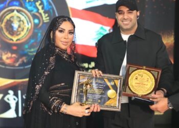تكريم راقي لسيدة الأعمال وسفيرة التاروت بالوطن العربي الشيخة العراقية أم عبد الله الشمري ضيفة الشرف والراعية الرسمية لمهرجان إيچي فاشون في موسمه السادس عشر