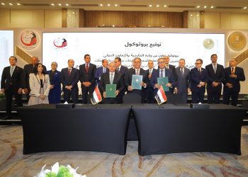 بنك مصر يوقع بروتوكول تعاون للمشاركة في مبادرة «حدث بياناتك في مصر» لتيسير الخدمات المصرفية للمصريين بالخارج