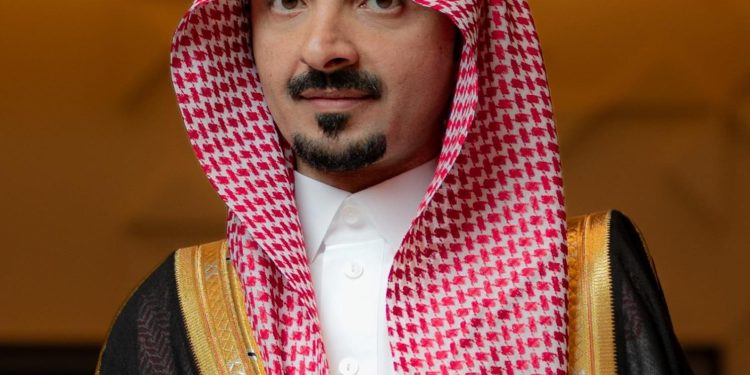 بأمر سامٍ كريم .. تعيين مشعل بن عبدالله الشريع عضوًا في مجلس المنطقة الشرقية