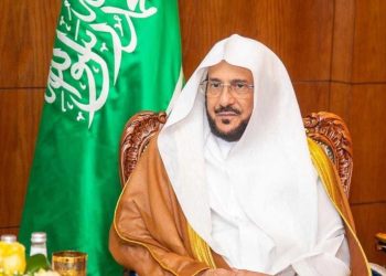 وزير الشؤون الإسلامية يوجّه بتخصيص خطبة الجمعة عن وجوب الالتزام بالأنظمة المرورية للحفاظ على حياة الناس وسلامتهم