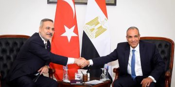 وزير الخارجية المصري يستقبل نظيره التركي ويرأسان الاجتماع الثاني لمجموعة التخطيط المشترك بين مصر وتركيا