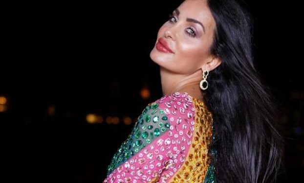 سحر الأنوثة والنجومية الفنانة دومينيك حوراني تتألق بإطلالة استثنائية تخطف الأنظار