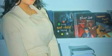 حنين عمرو.. أصغر كاتبة تخوض رحلة أدبية بين الفقد والحب والوطن وغيرهم