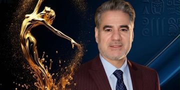 تكريم الفنان العراقي نجاح عبد الغفور في مهرجان ساحة المبدعين العرب