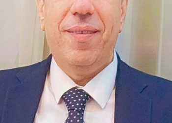 نادر الكبير: تخفيضات تصل إلى 50% على الأحذية والحقائب بـ«أهلاً مدارس»