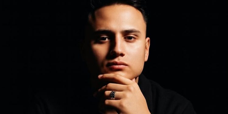 أحمد وليد عبدالله.. التسويق الرقمي أصبح مهنة أساسية.. والعمل من المنزل متاح للجميع