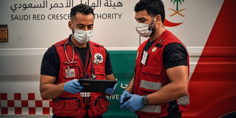 الهلال الأحمر بالشرقية يرفع جاهزيته الإسعافية لليوم الوطني