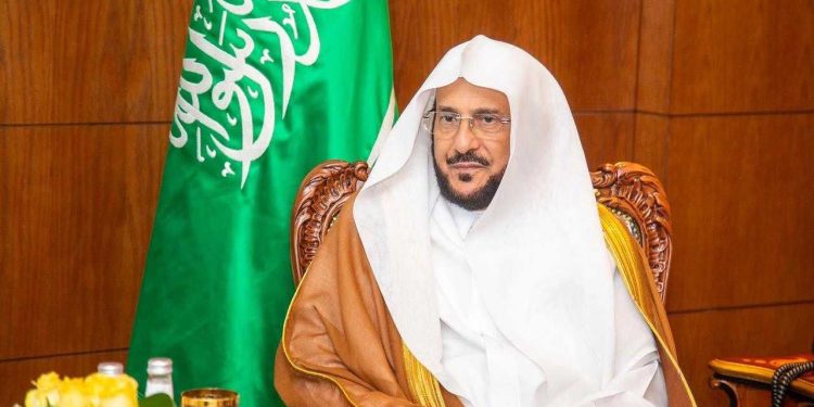 وزير الشؤون الإسلامية يوجّه بتخصيص خطبة الجمعة للحديث عن منزلة الصحابة رضي الله عنهم وفضلهم والتحذير من الوقيعة فيهم