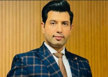 الاعلامى احمد دياب يتقدم بخالص العزاء  لعمة الدكتور محمد ماهر