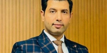 الاعلامى احمد دياب يتقدم بخالص العزاء  لعمة الدكتور محمد ماهر