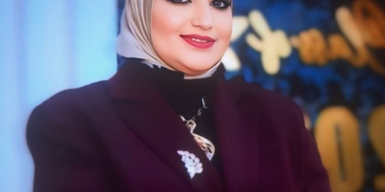 «الإعلامية شيماء الجمل من مدرسة علي مبارك ببورسعيد : الاستاذة إيمان الزغبي نموذج للإدارة الناجحة.. وفخورة بمشاركة نجلي في احتفالية نصر أكتوبر».