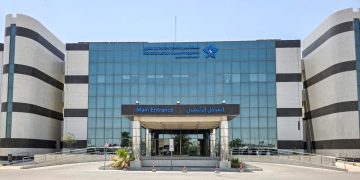 مستشفى الأمير سعود بن جلوي ينجح في إجراء أول عملية لتبديل مفصل الركبة دون استخدام الإسمنت الطبي في الأحساء