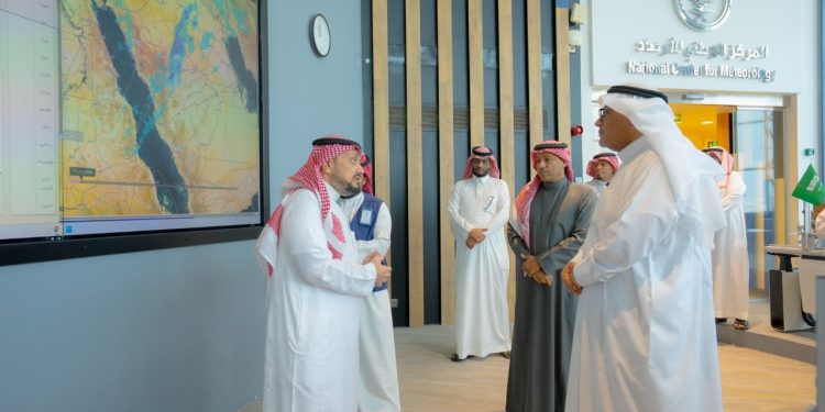 الرئيس التنفيذي لـ ” الأرصاد “: استعدادات مبكرة لموسم الأمطار ورفع الجاهزية لمواجهة الظواهر الجوية المحتملة