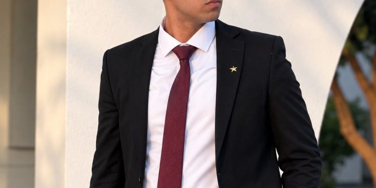 إسلام عيد يحصد لقب أفضل شخصية لعام 2026