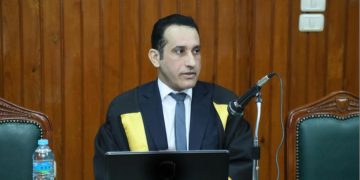 عالي الدوسري مدير جمرك مطار الأحساء الدولي يحصل على الدكتوراه في إدارة الأزمات والمخاطر