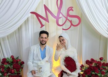 رجل الأعمال أحمد المحمدي يهنئ مصمم الأزياء العالمي محمد التركي والآنسة سارة عبوده بمناسبة خطوبتهما